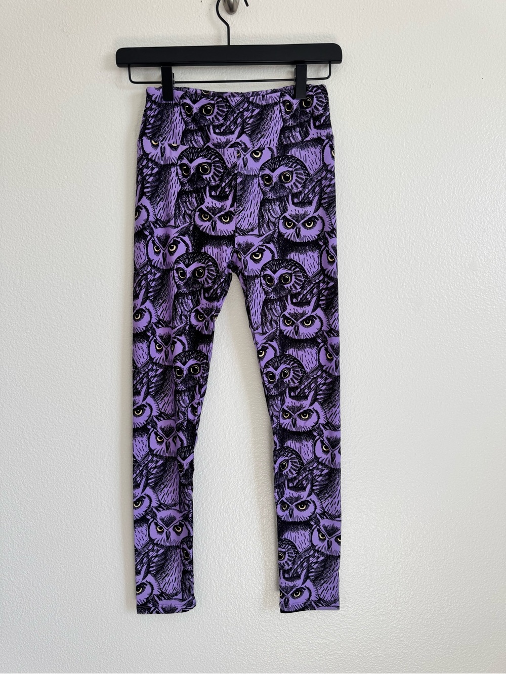 Lularoe  Purple Owl Print Leggings